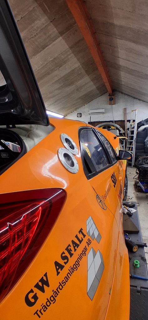 Honda WTCC at the work shop.